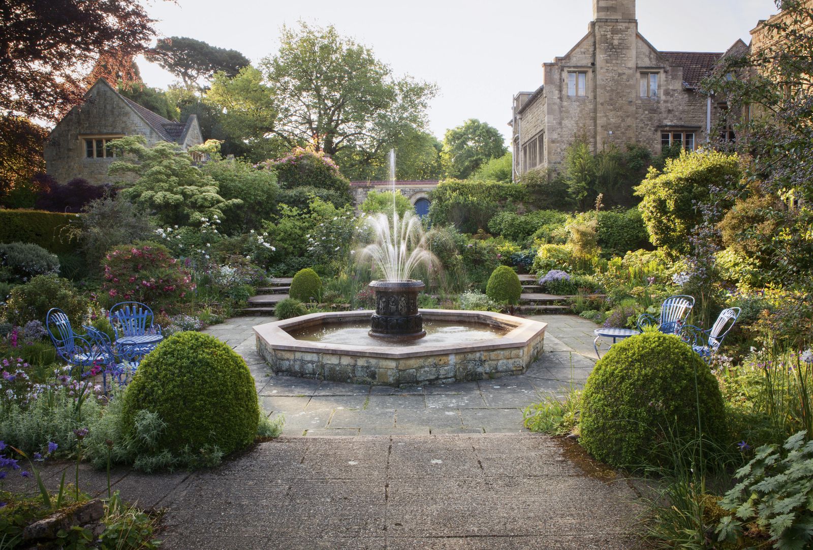 Image may contain Water Flagstone Outdoors Garden Tub Hot Tub Jacuzzi and Arbour