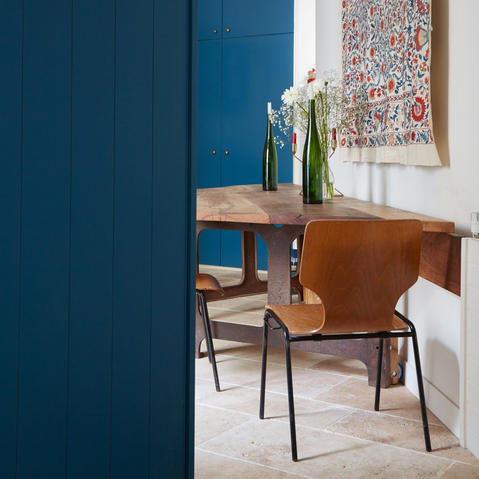 A modern Parisian home by Tara Craig