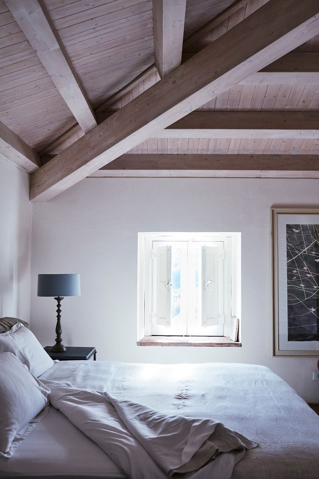 Cosy Bedroom With a low Ceiling | Small Bedroom Ideas