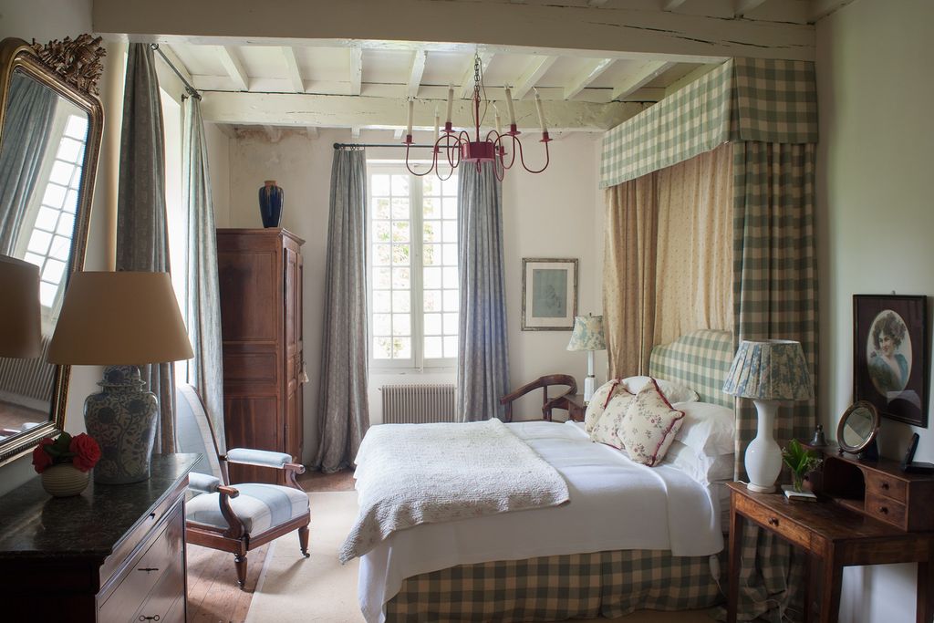 Bedroom ideas and designs