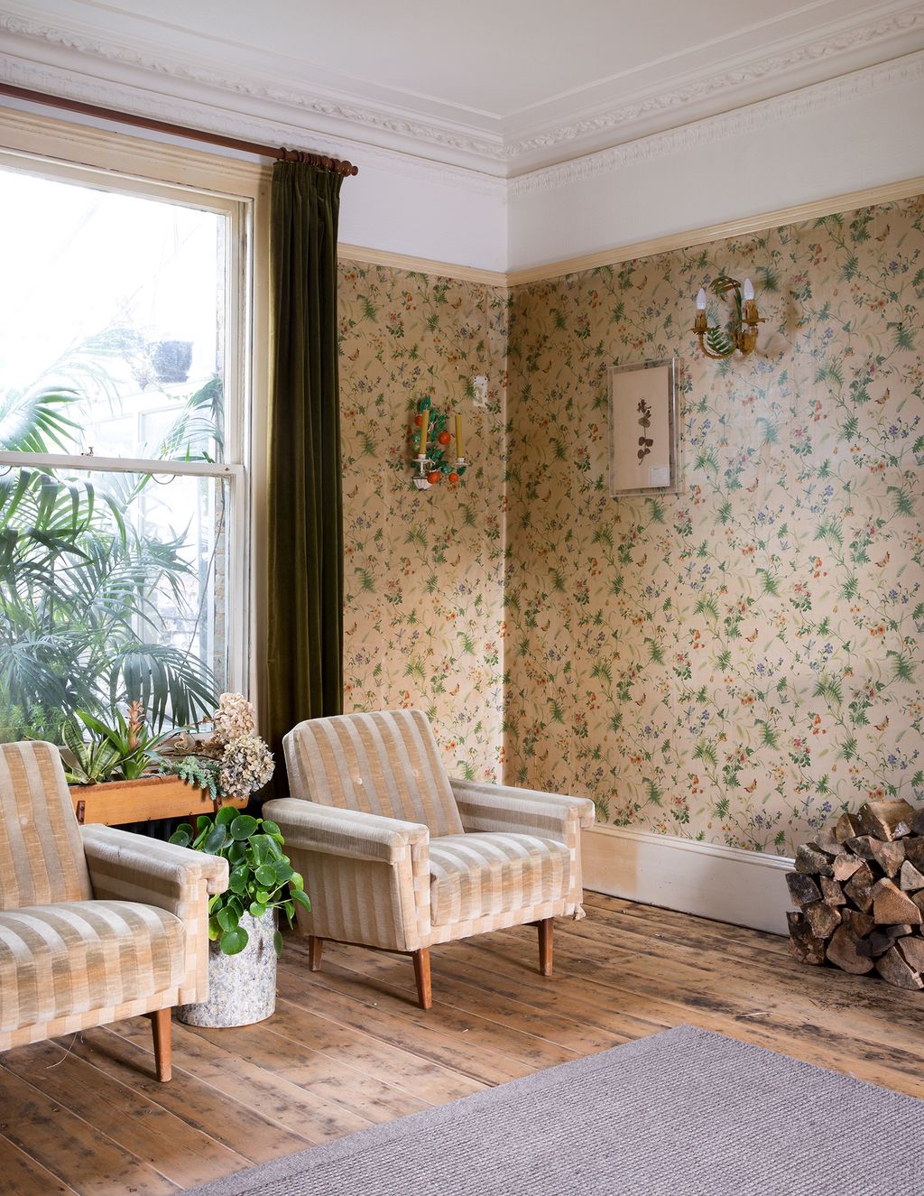 Image may contain Furniture Living Room Room Indoors Couch Wood Table and Rug