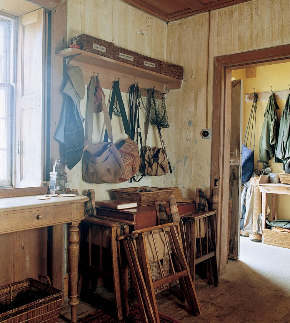 Image may contain Wood Plywood Furniture Hardwood Handbag Accessories Accessory Bag and Chair