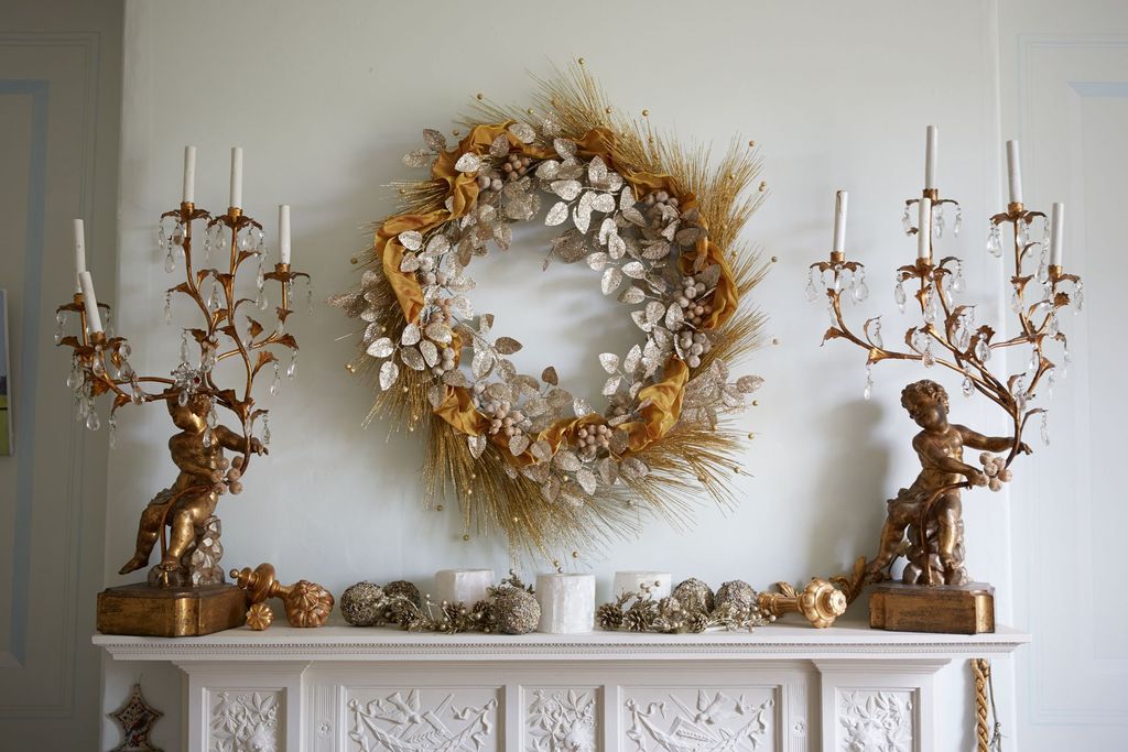 Image may contain Wreath