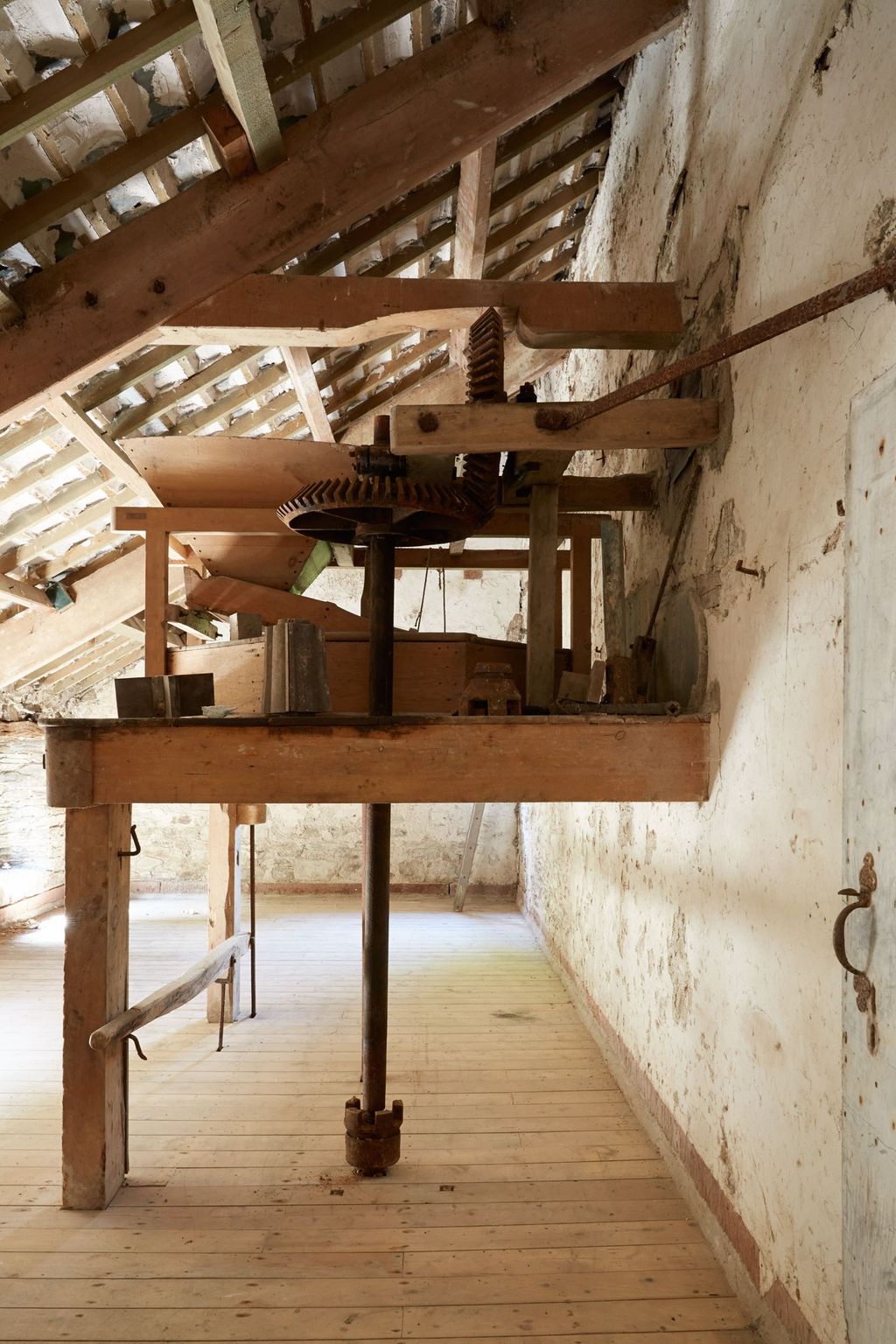 Image may contain Wood Plywood Hardwood Flooring and Floor