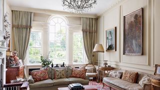 A perfectly proportioned Georgian townhouse with a graceful simplicity