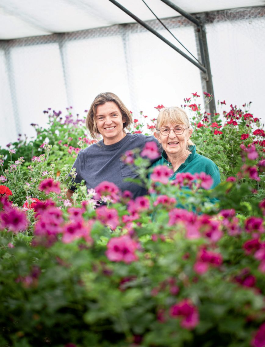 Ursula KeyDavis  and her sisterinlaw Heather GodardKey.
