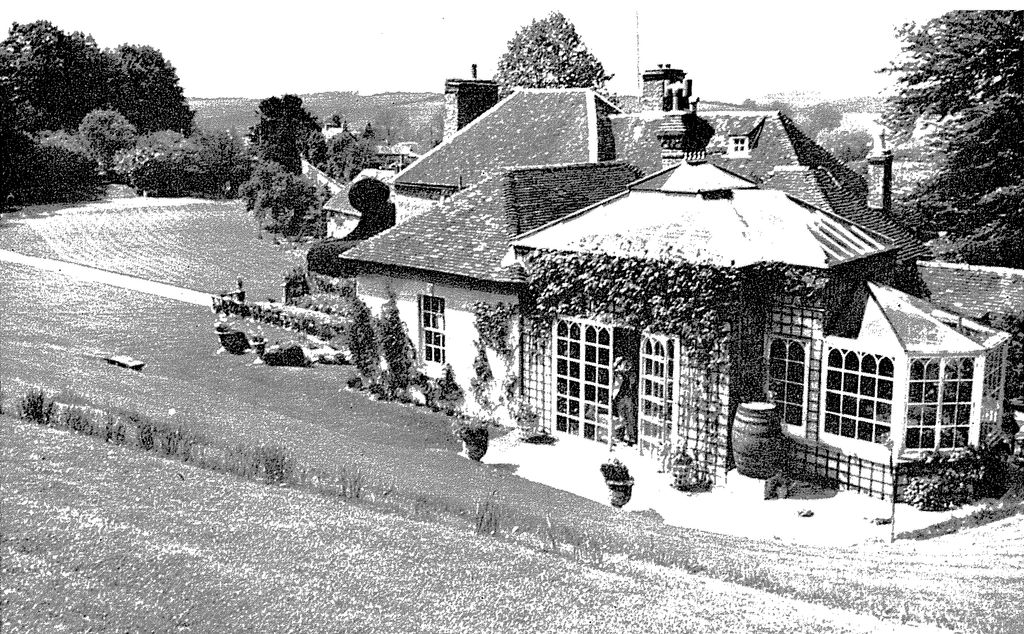 The garden room was also added in this extension.