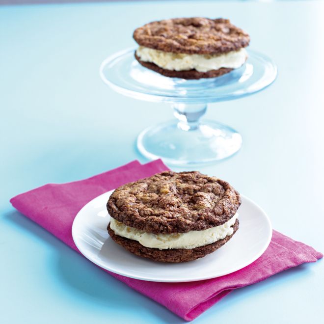 Image may contain Burger Food Biscuit Cookie and Dessert