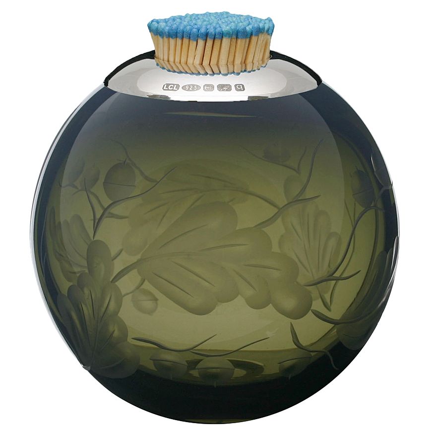 Image may contain Tool Brush and Toothbrush