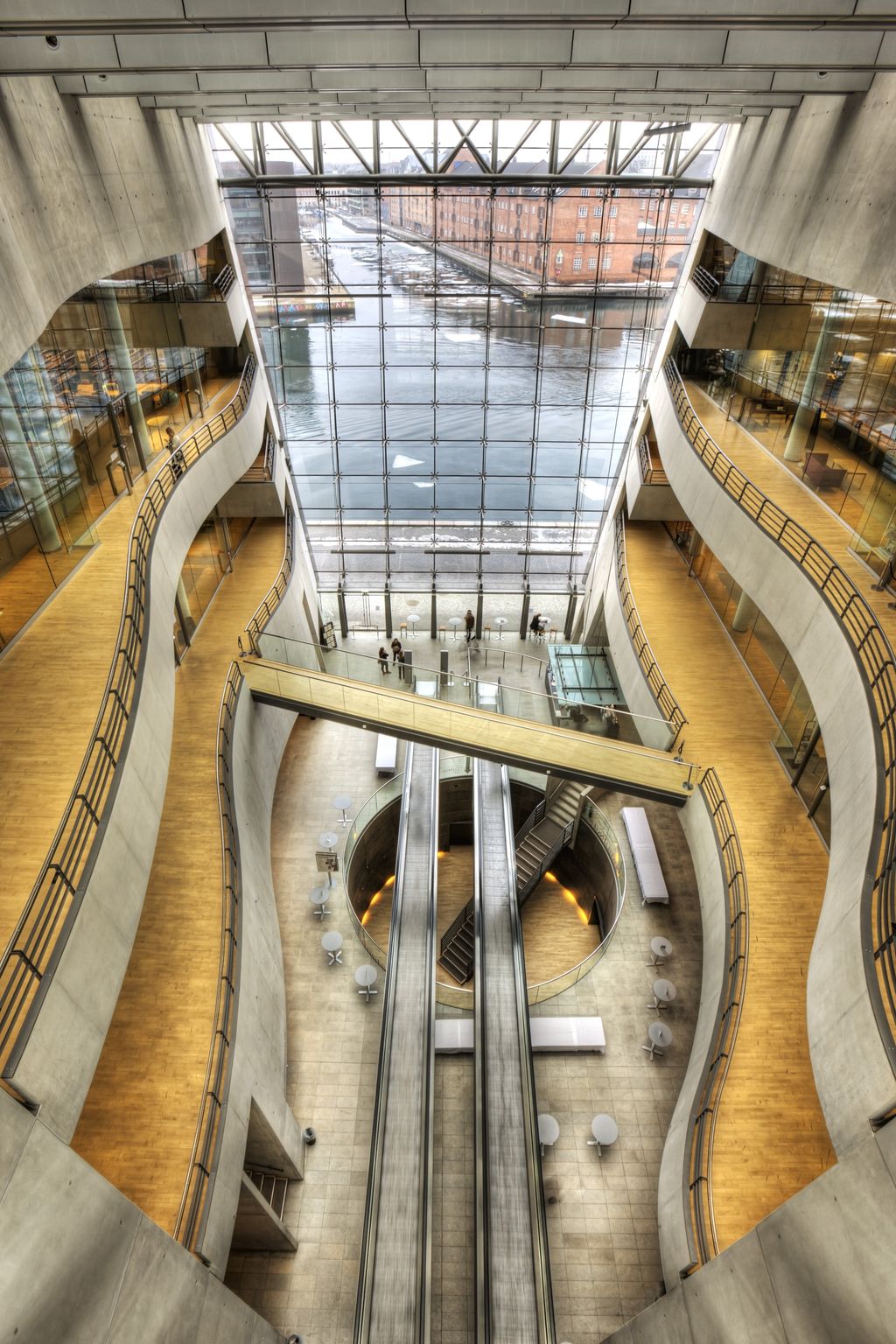 The Black Diamond was built in 1999 as an extension to the old building of the Royal Danish Library in central...