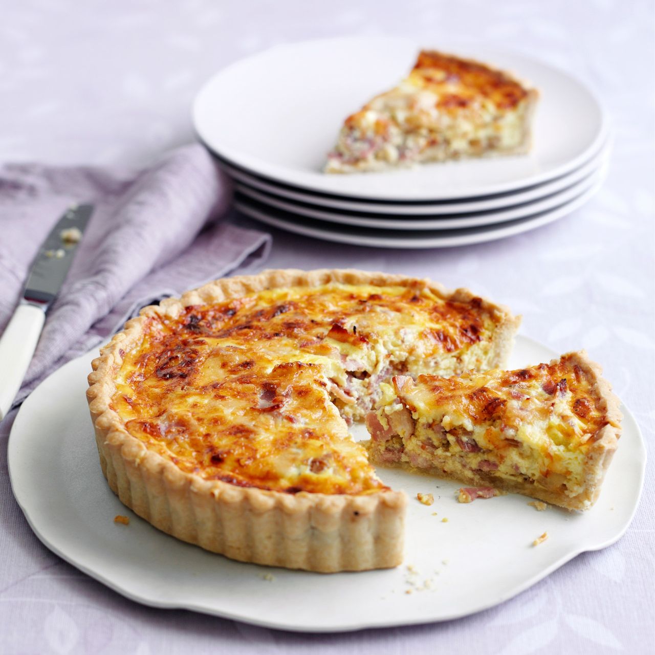 Mary Berry's quick  easy quiche lorraine recipe