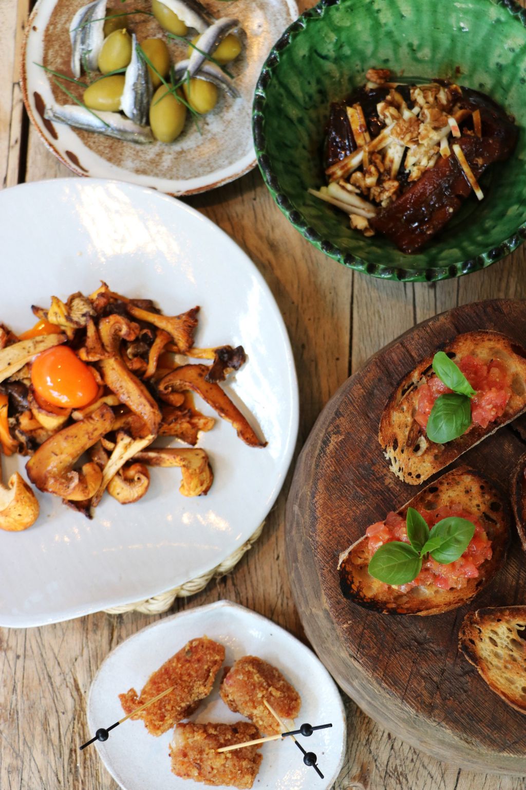 Image may contain Food Pizza Bread Meal and Dish