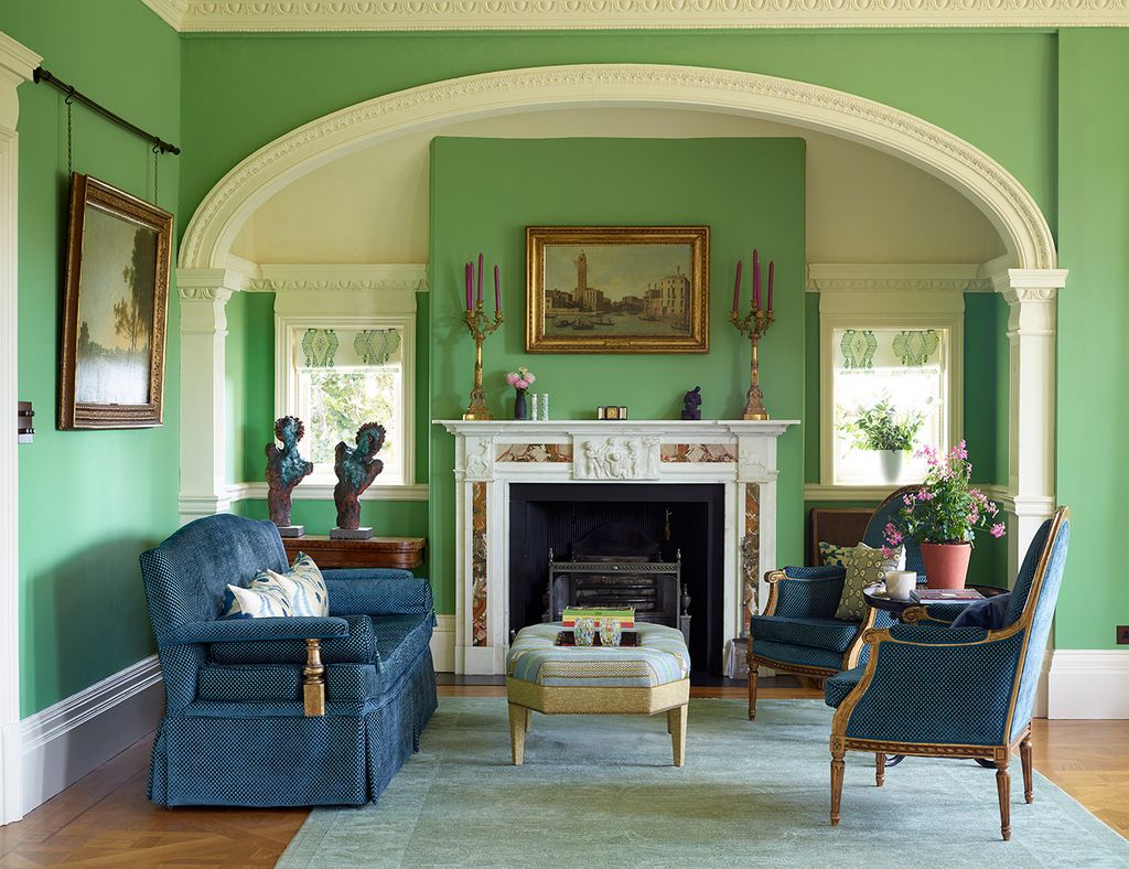 Oakley Moore Interior Design's brief was to open up the house to the gardens all around and bring the outside in. They...