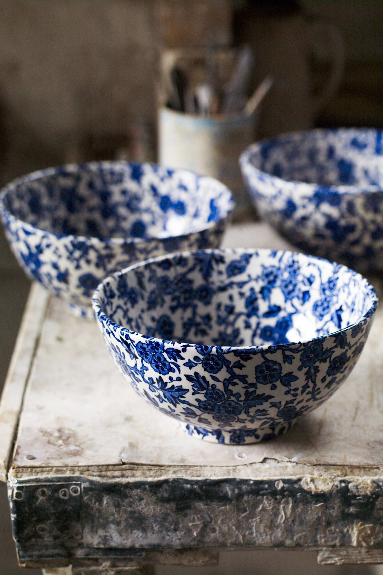 Image may contain Bowl Mixing Bowl Animal Reptile Snake Pottery Art Porcelain and Soup Bowl