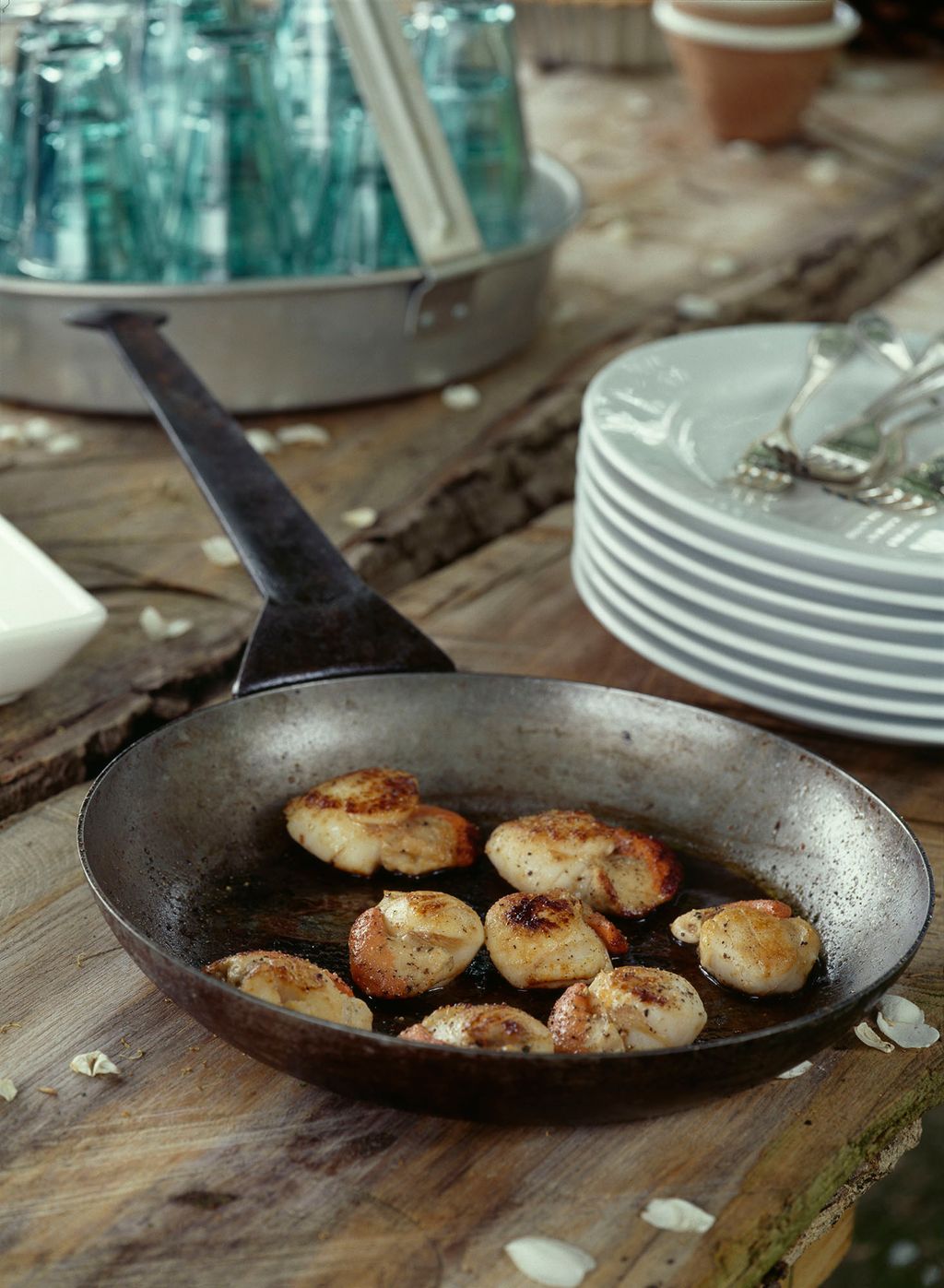 Image may contain Wok and Frying Pan