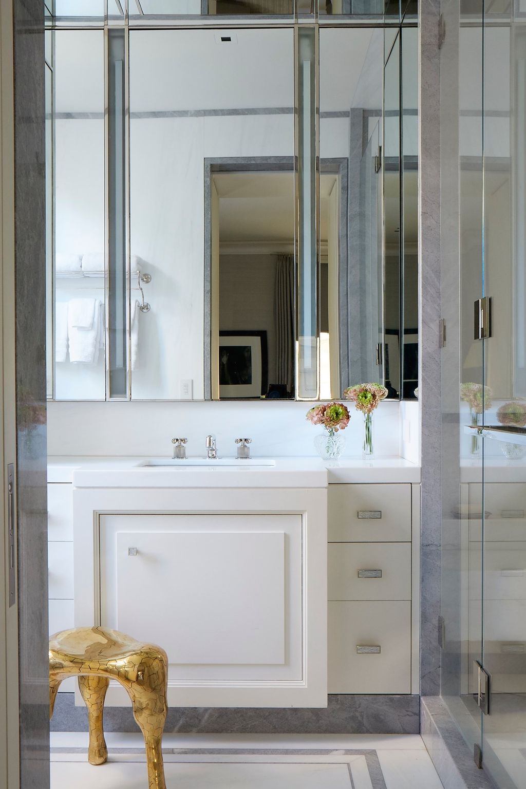 Bathroom  Modern Park Avenue Apartment | Real Homes