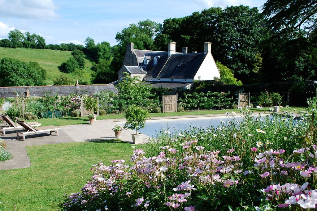 Batcombe House Somerset  English Gardens Design  Ideas