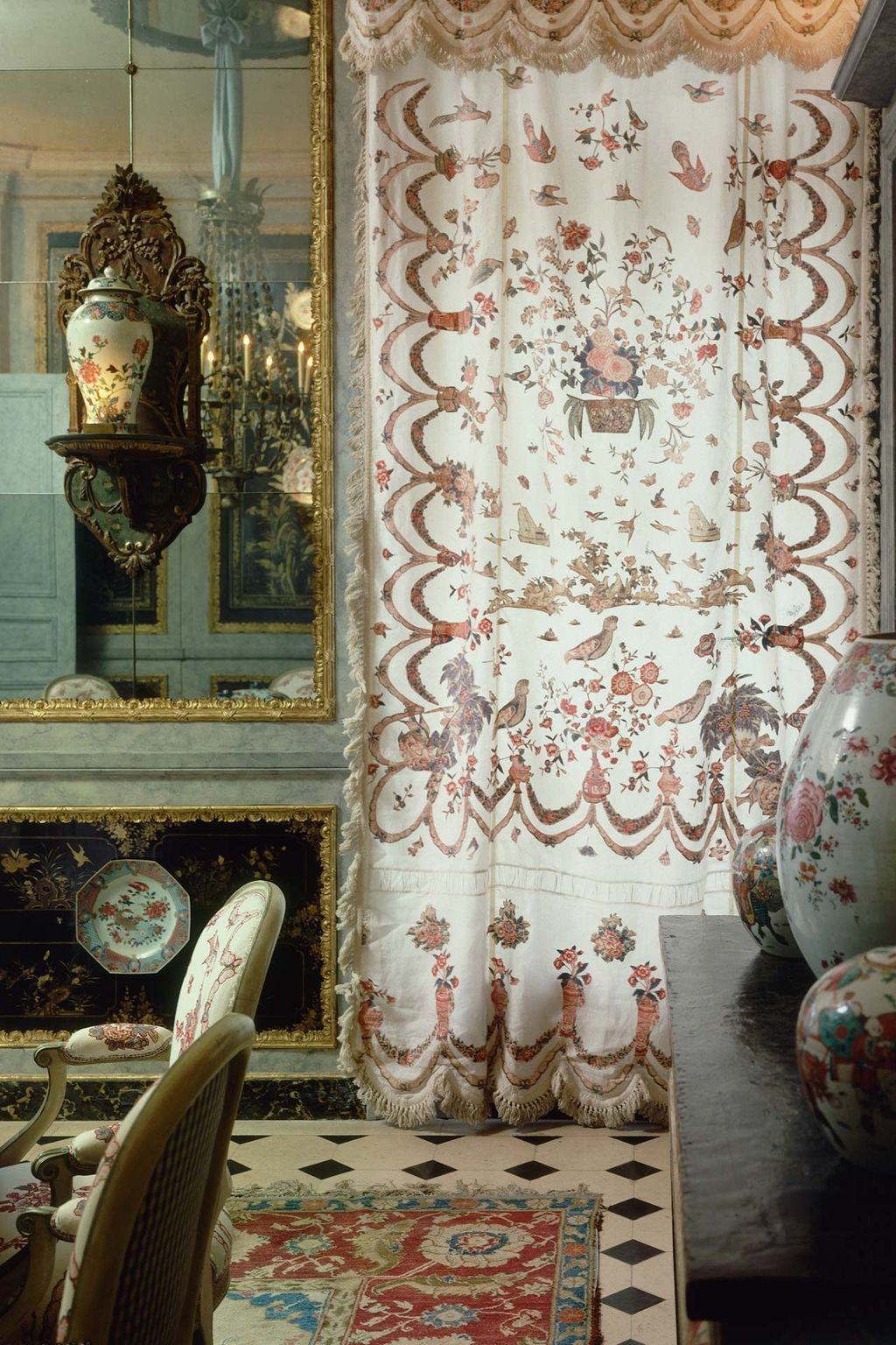 Princess Firyal of Jordan Paris Apartment | Geoffrey Bennison