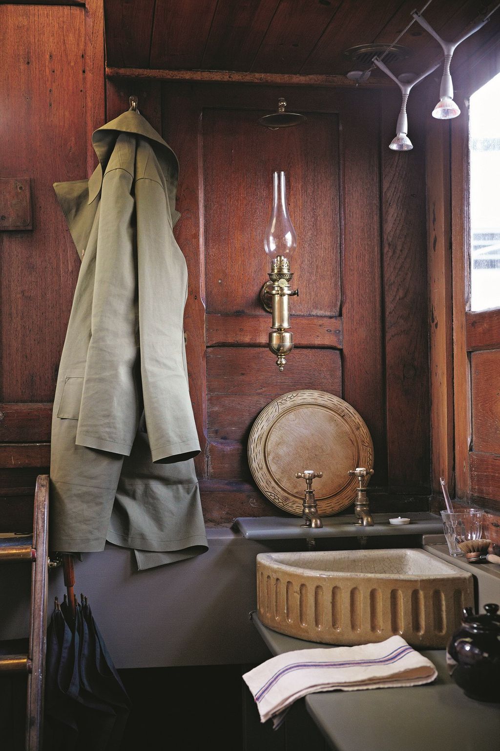The boat is fitted with a small reclaimed butler sink.