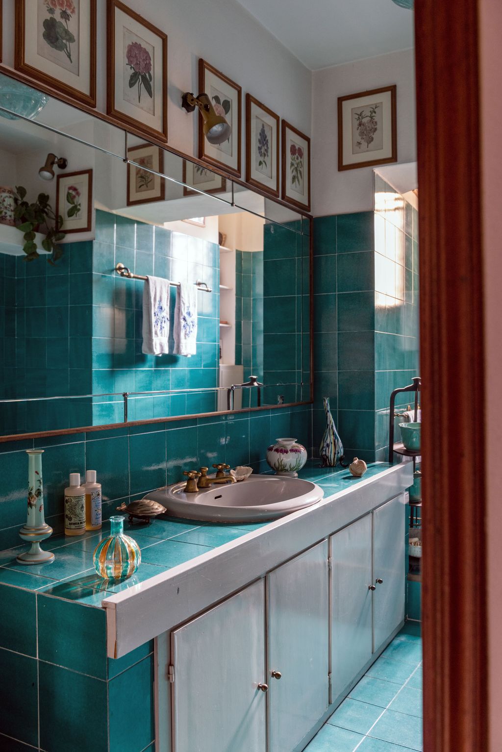 The house has six bedrooms and eight bathrooms but the latter haven't been renovated since the family first moved into...