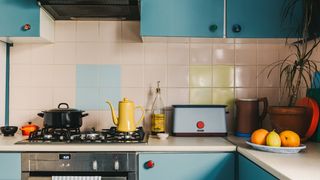 Image may contain Indoors Room Oven Appliance and Kitchen