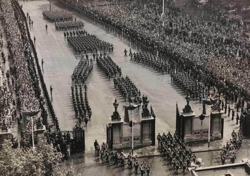 Image may contain Human Person Military Military Uniform People Army Armored Troop Crowd and Marching