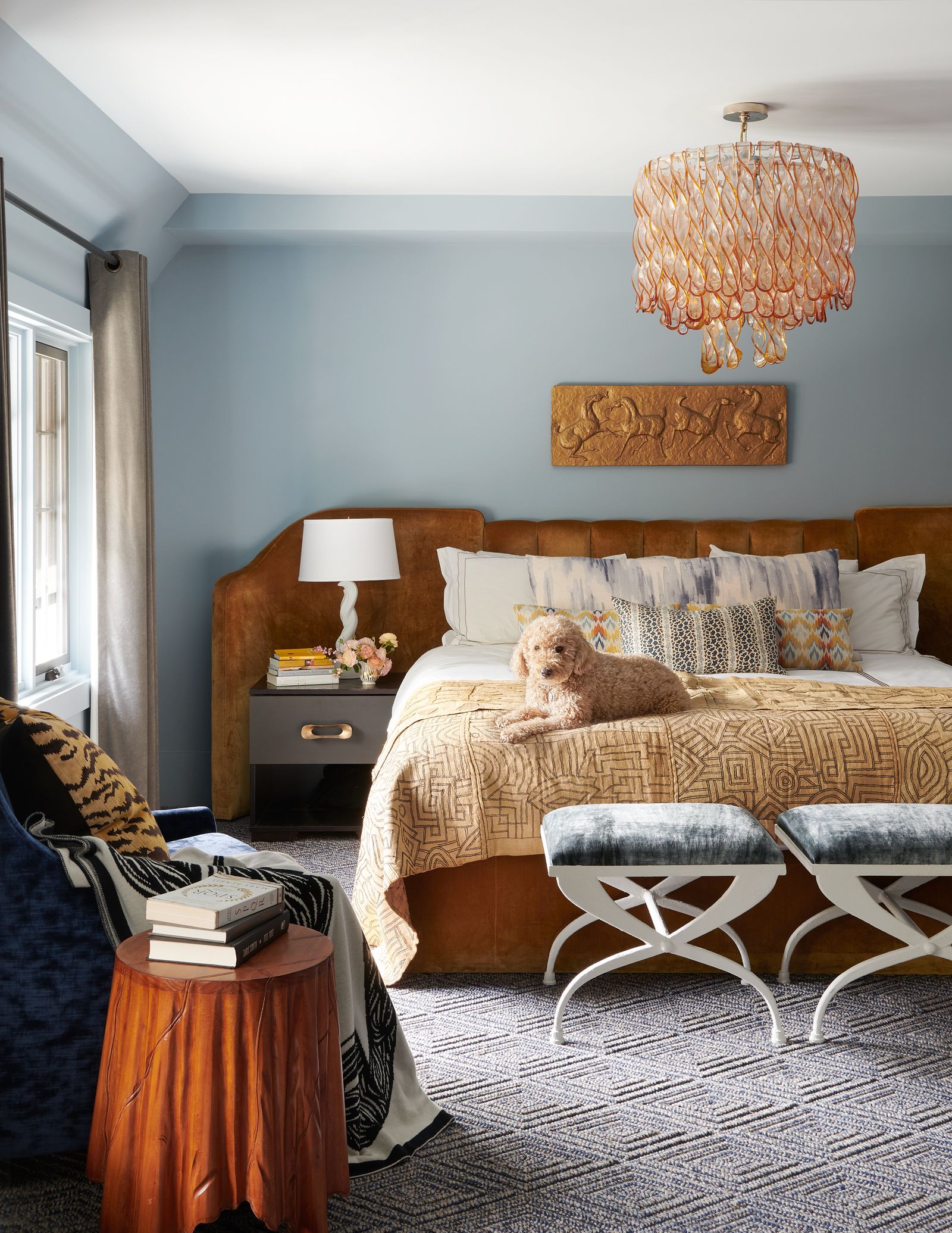 Image may contain Indoors Room Bedroom Dorm Room Furniture and Living Room