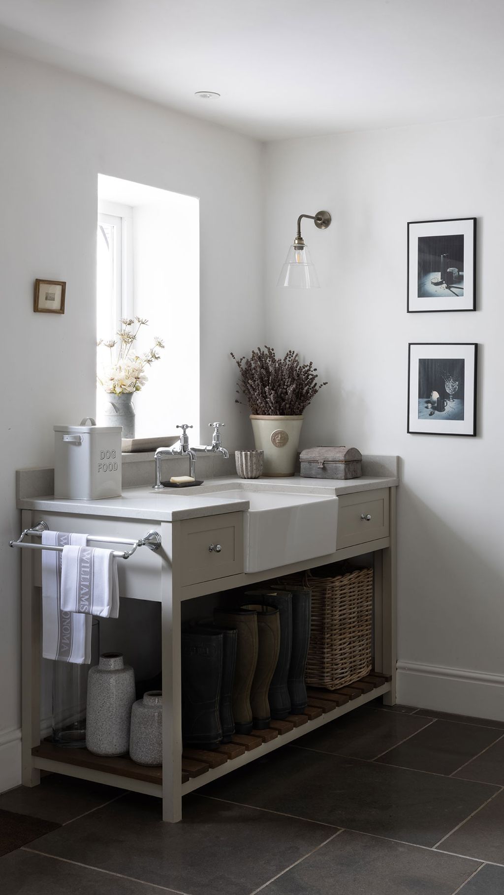 Image may contain Corner Kitchen Island Indoors and Furniture