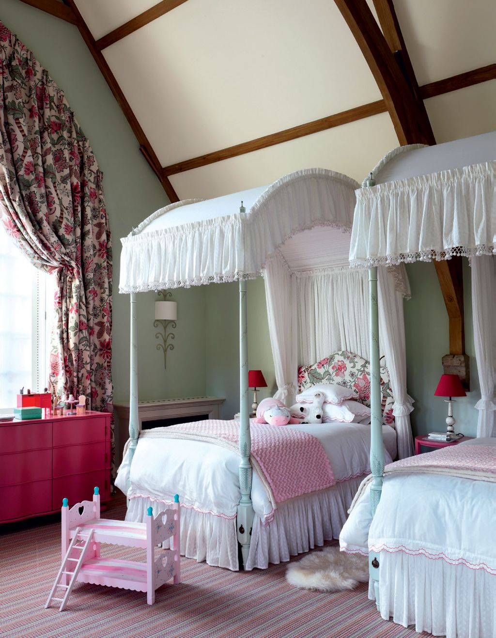 Image may contain Indoors Room Bedroom Furniture Bed and Interior Design