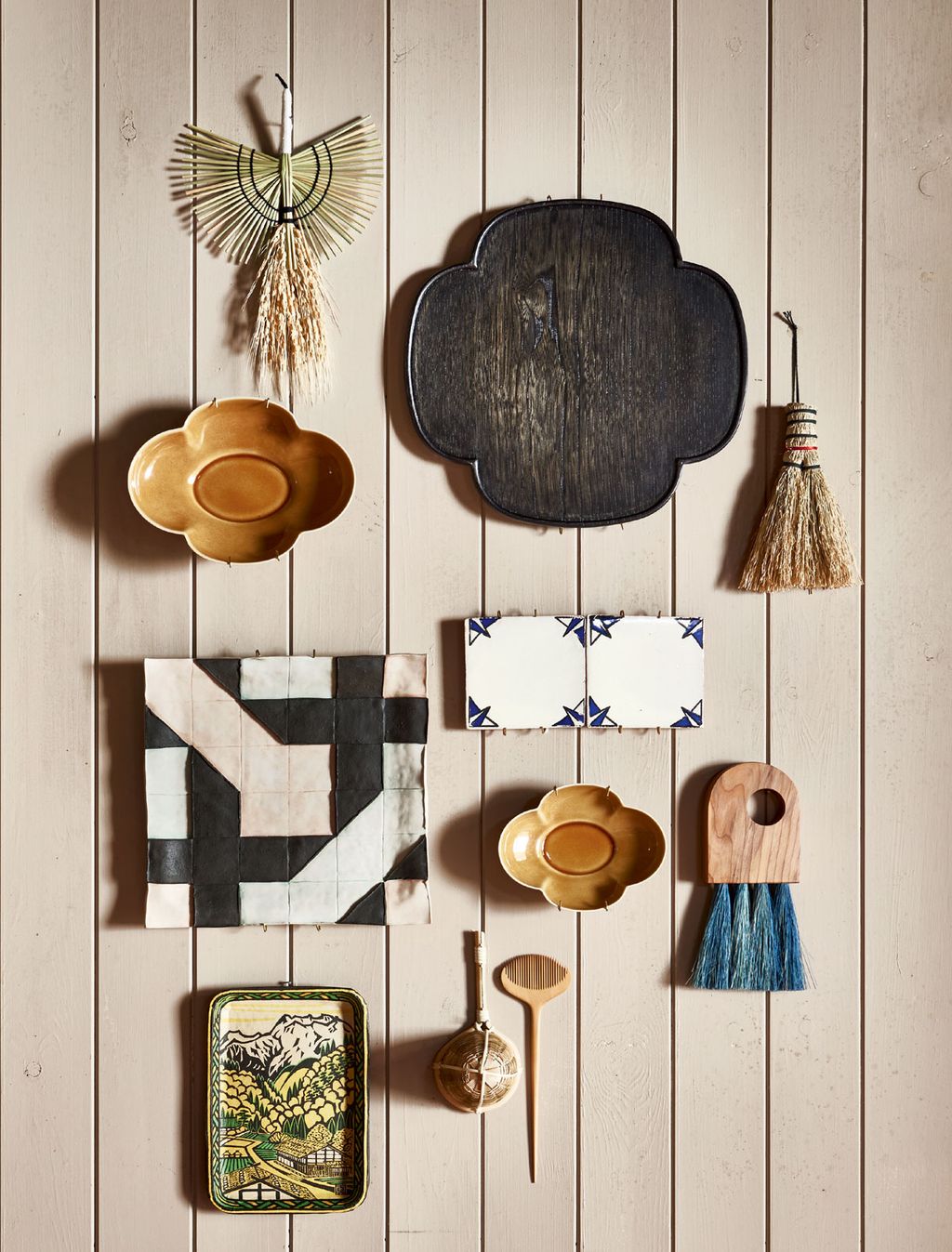 ‘Iwai Tsuru rice straw decoration 40 Japanese bamboo tea strainer 16  both Momosan Shop.  ‘MinoYaki porcelain mokko...