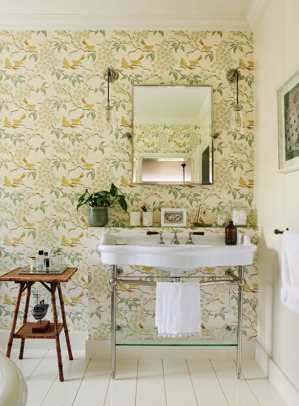 Image may contain Indoors and Room