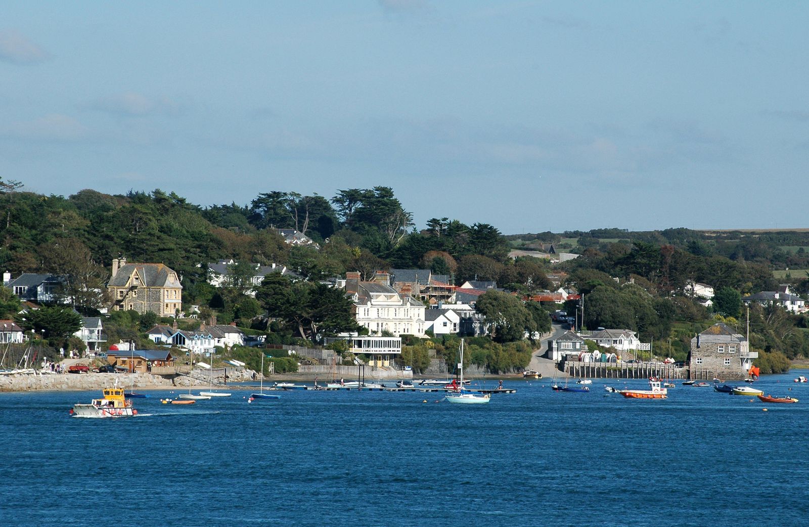 2C14JM2 Looking from Padstow to Rock North Cornwall  Ferry 'Black Tor' setting out for Padstow.