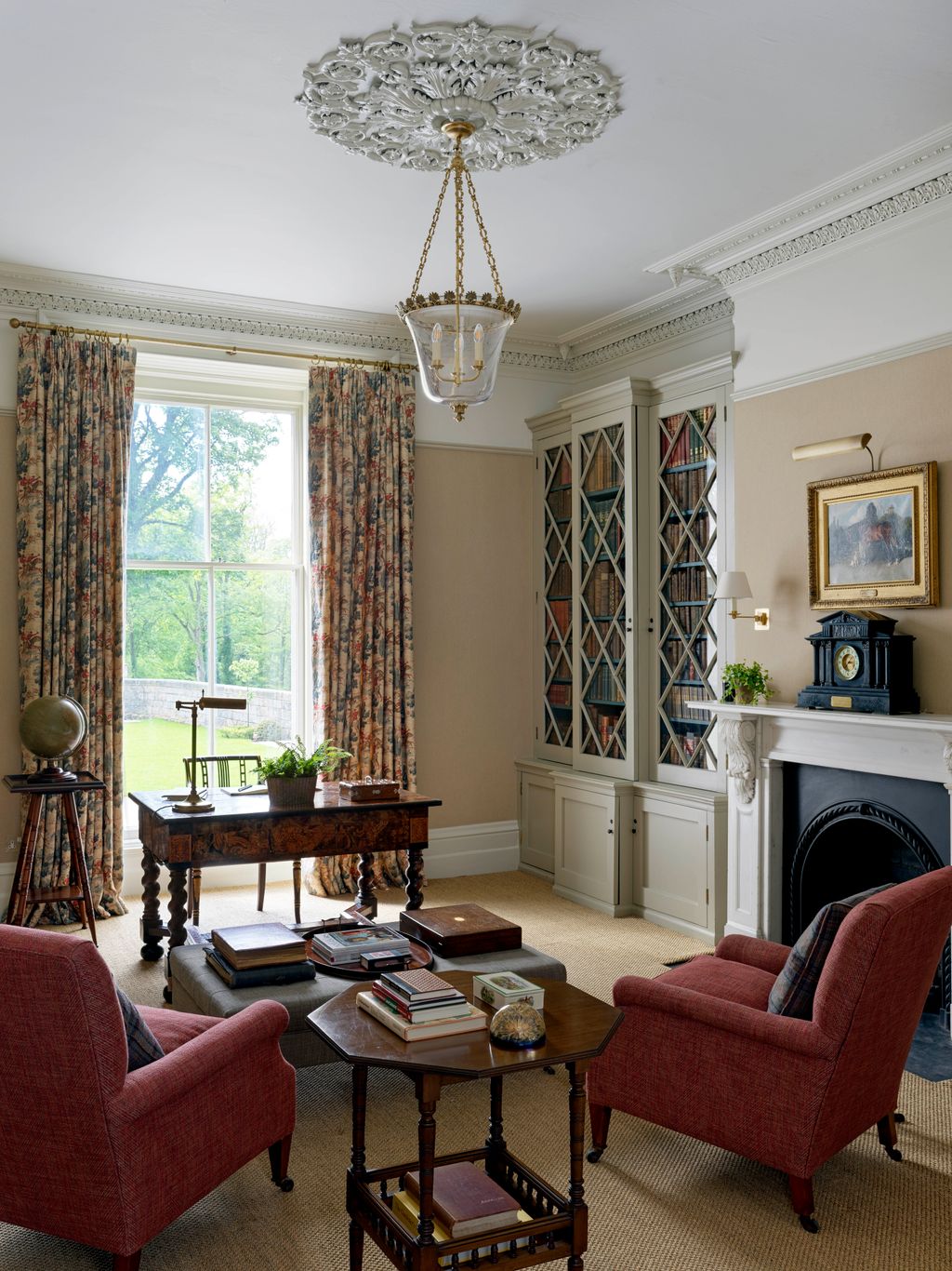 Furniture Living Room Indoors Room Couch and Chair