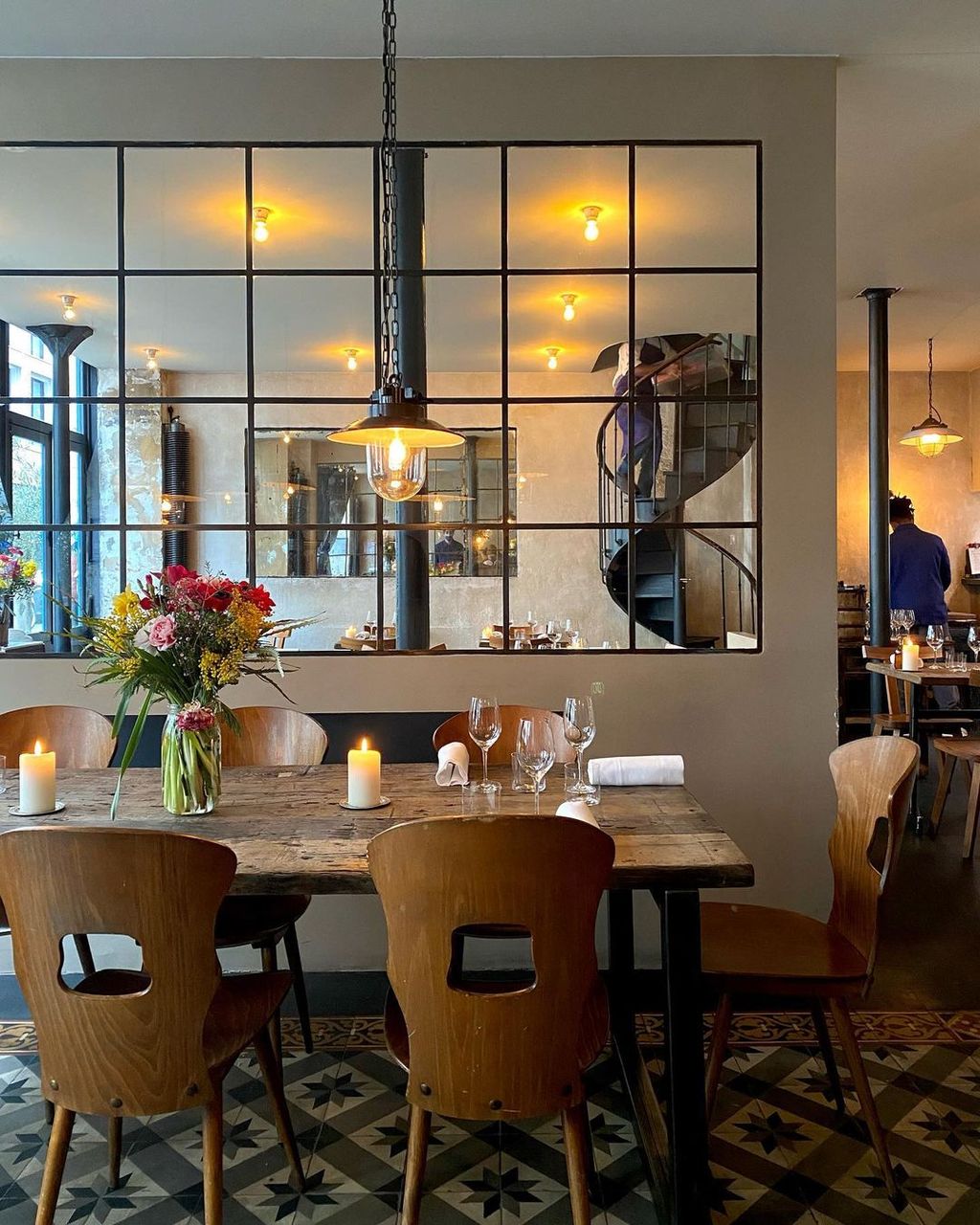 Perfect for those seeking a worldclass elevated fine dining experience.  At the centre of the Venn diagram of finedining...