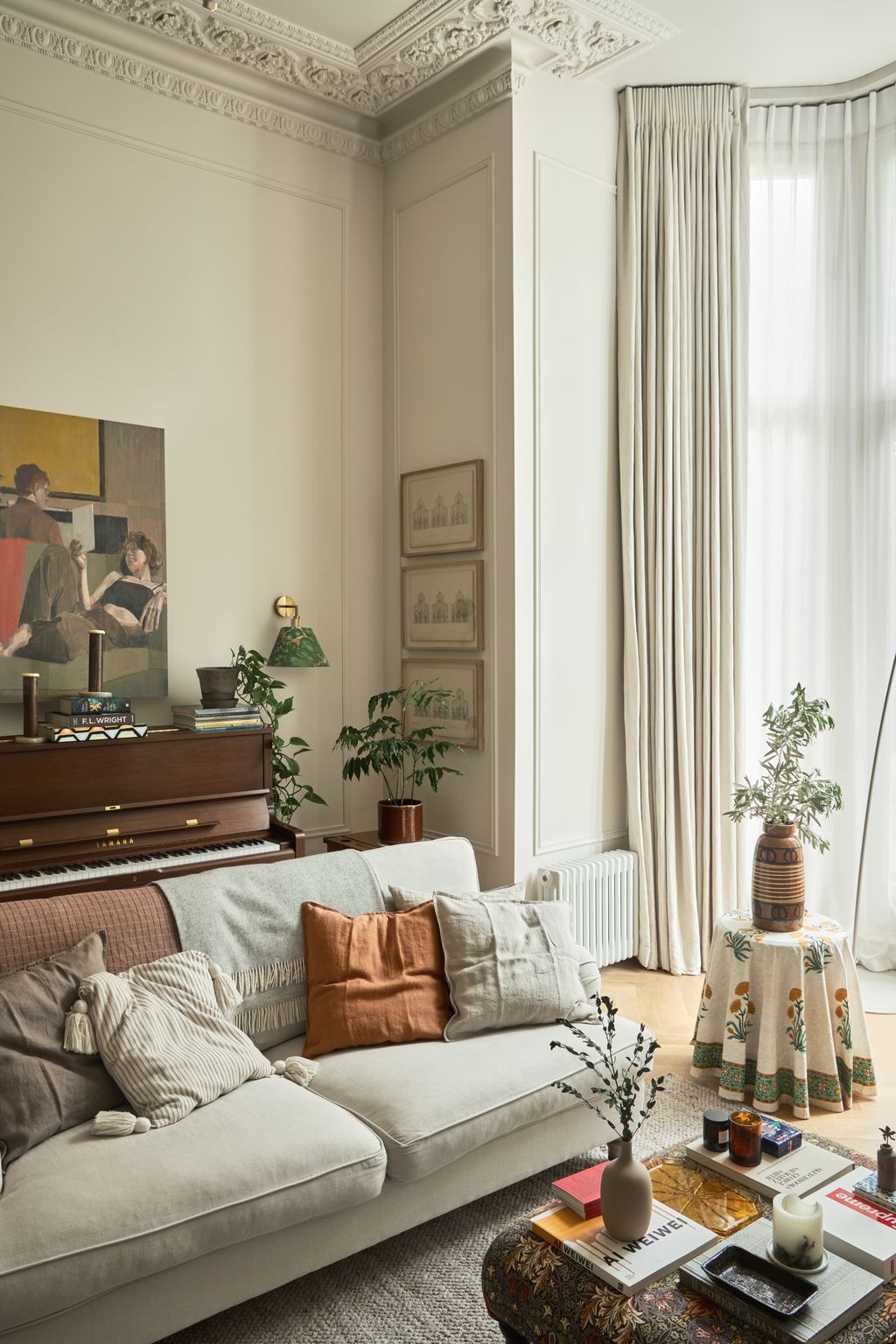 The art is a mixture of Kayoons own and pieces given to her by friends.