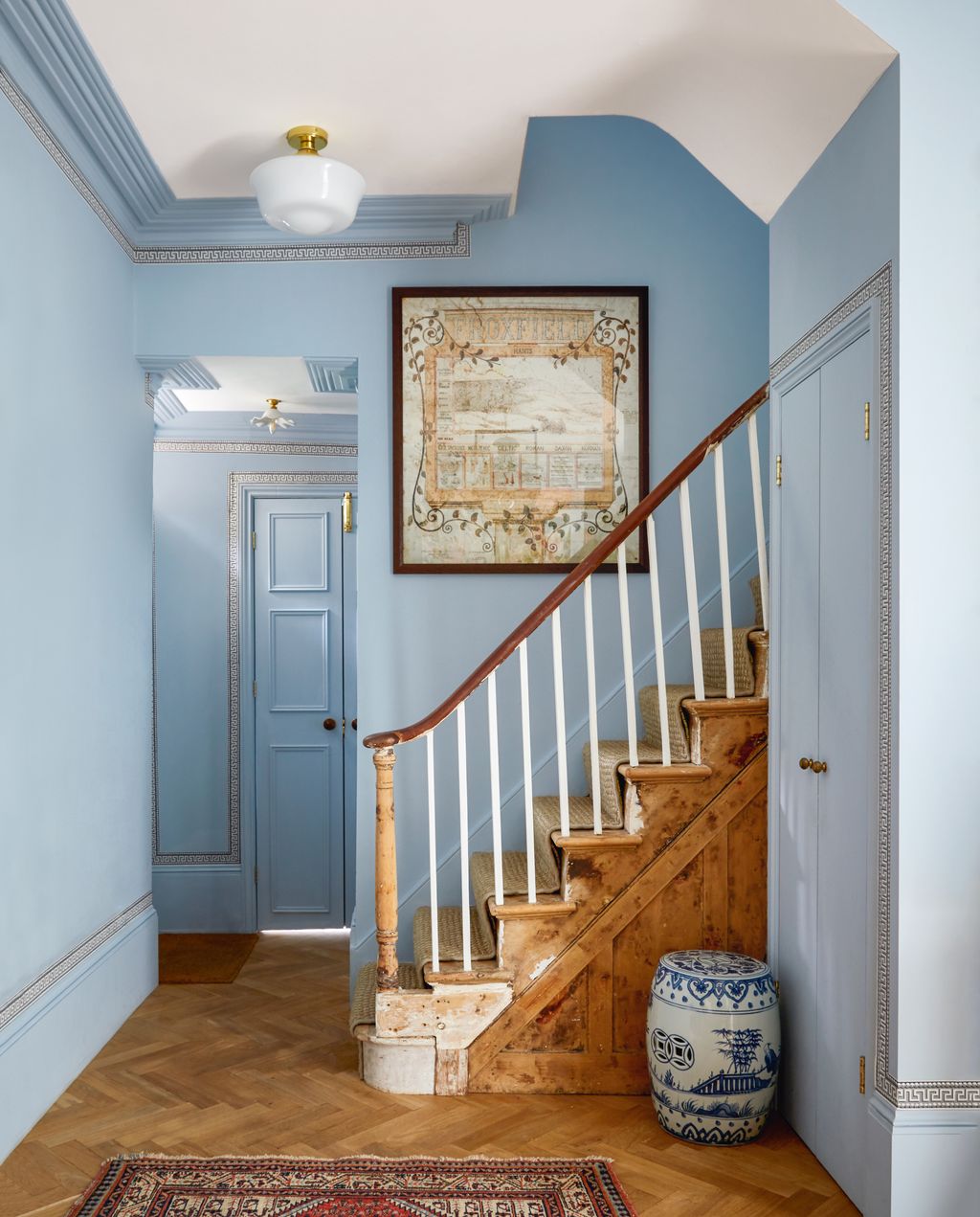 When designing a Victorian house in Dalston Rachel Chudley incorporated a Greekmotif border for a classical touch it...
