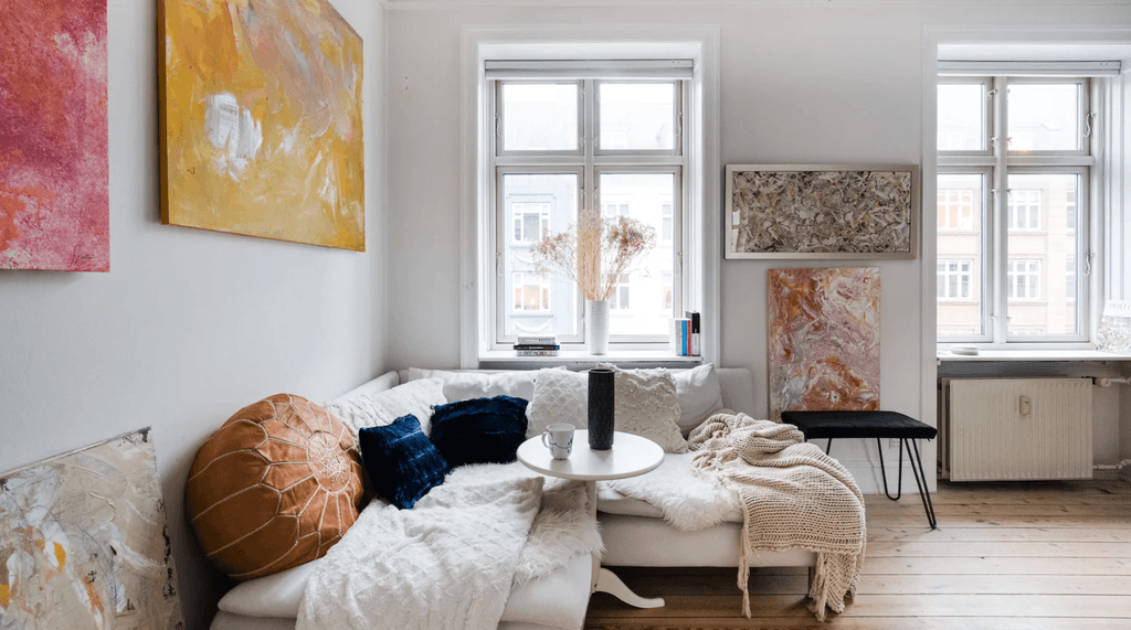If given only three words to describe this flat they'd be quirky chic and of course hygge. Home to a painter the flat...
