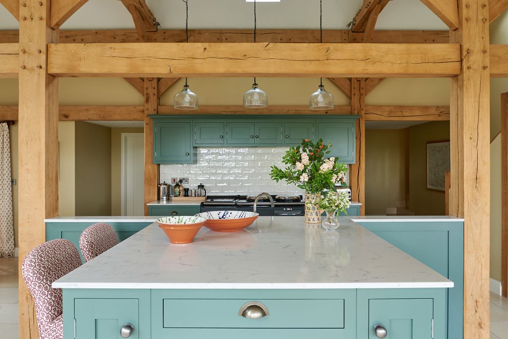 The kitchen was quite modern upon arrival and did not necessitate a total overhaul. To add a more country house...