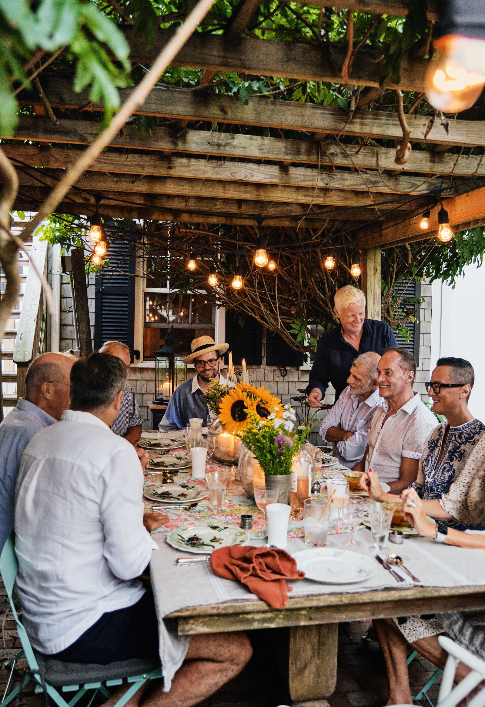 They like to entertain and often host atmospheric meals under the pergola in the garden on summers evenings.