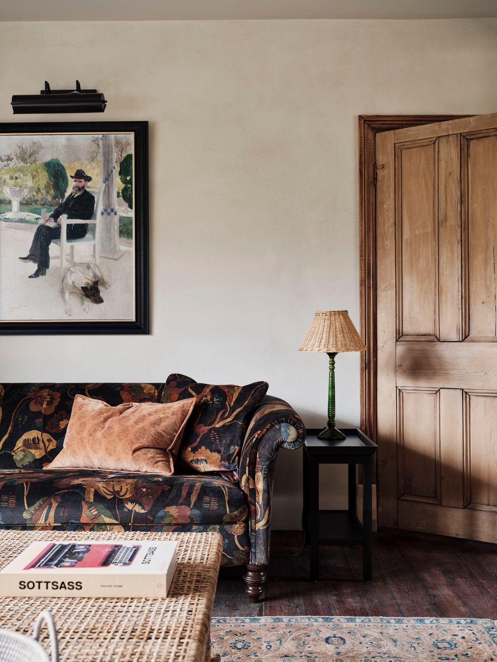 The sofa is covered in GPJ Baker's ‘California Velvet.