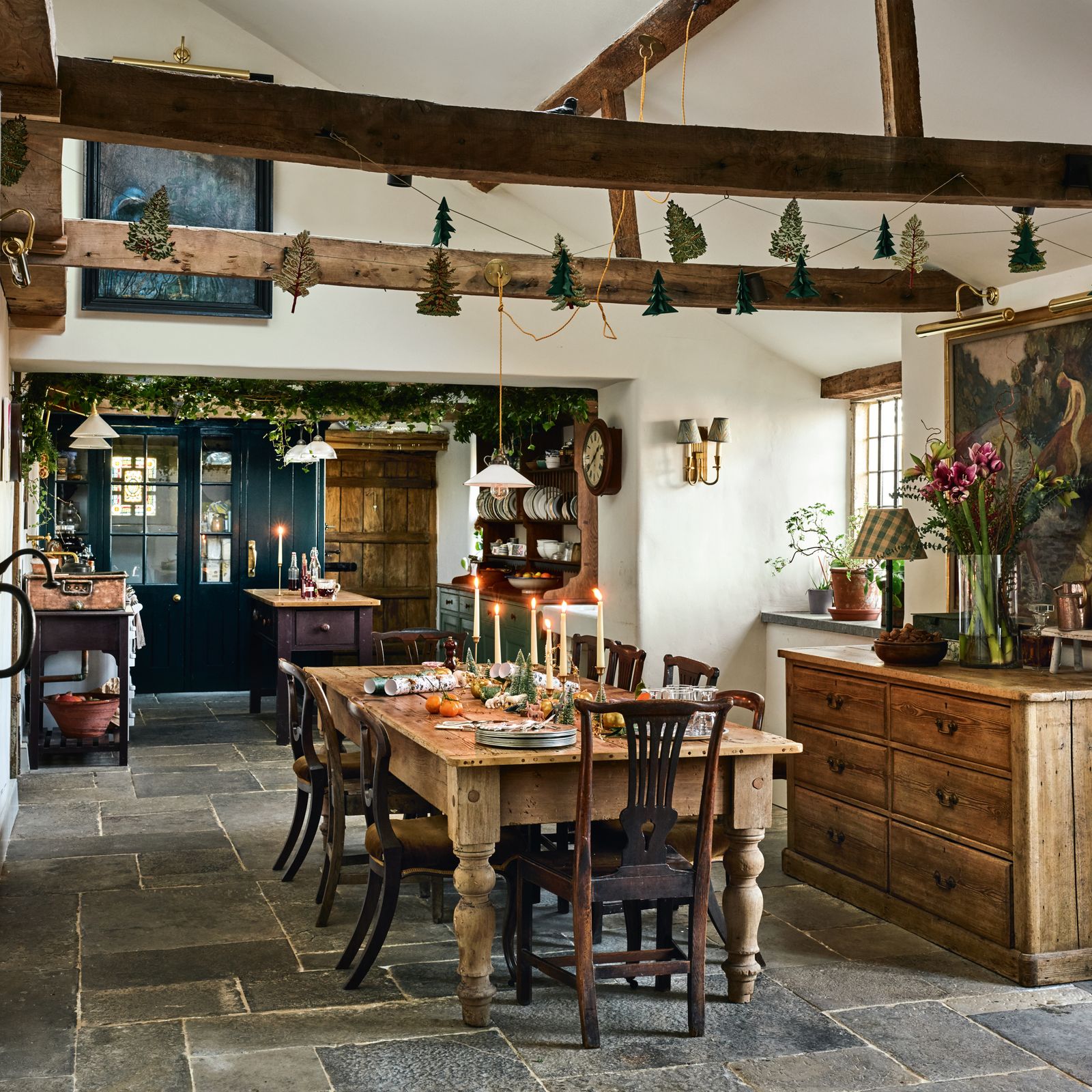 The dos and don’ts of hosting Christmas