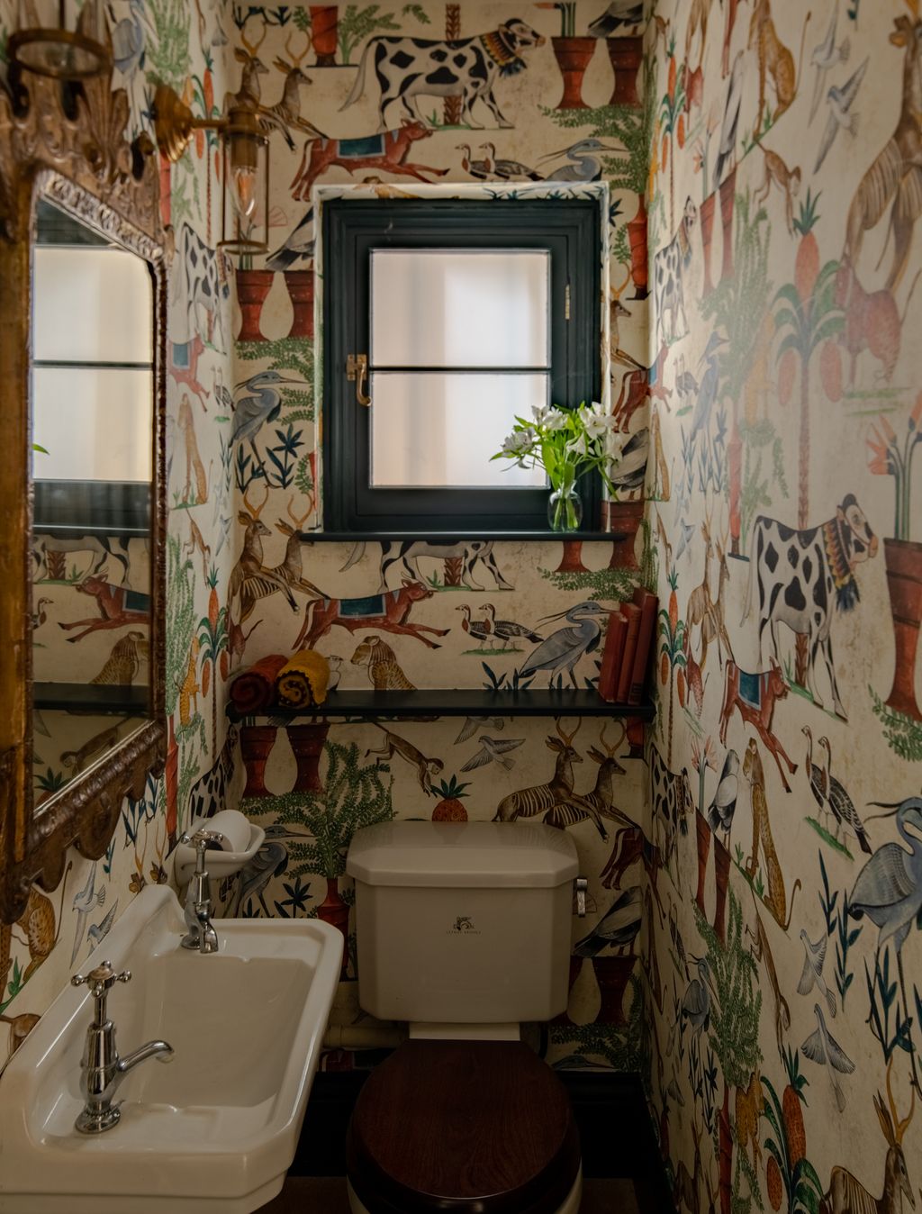 This Victorian house in Oxford by Charlotte Boundy is full of lovely patterns but we particularly like her use of Pierre...