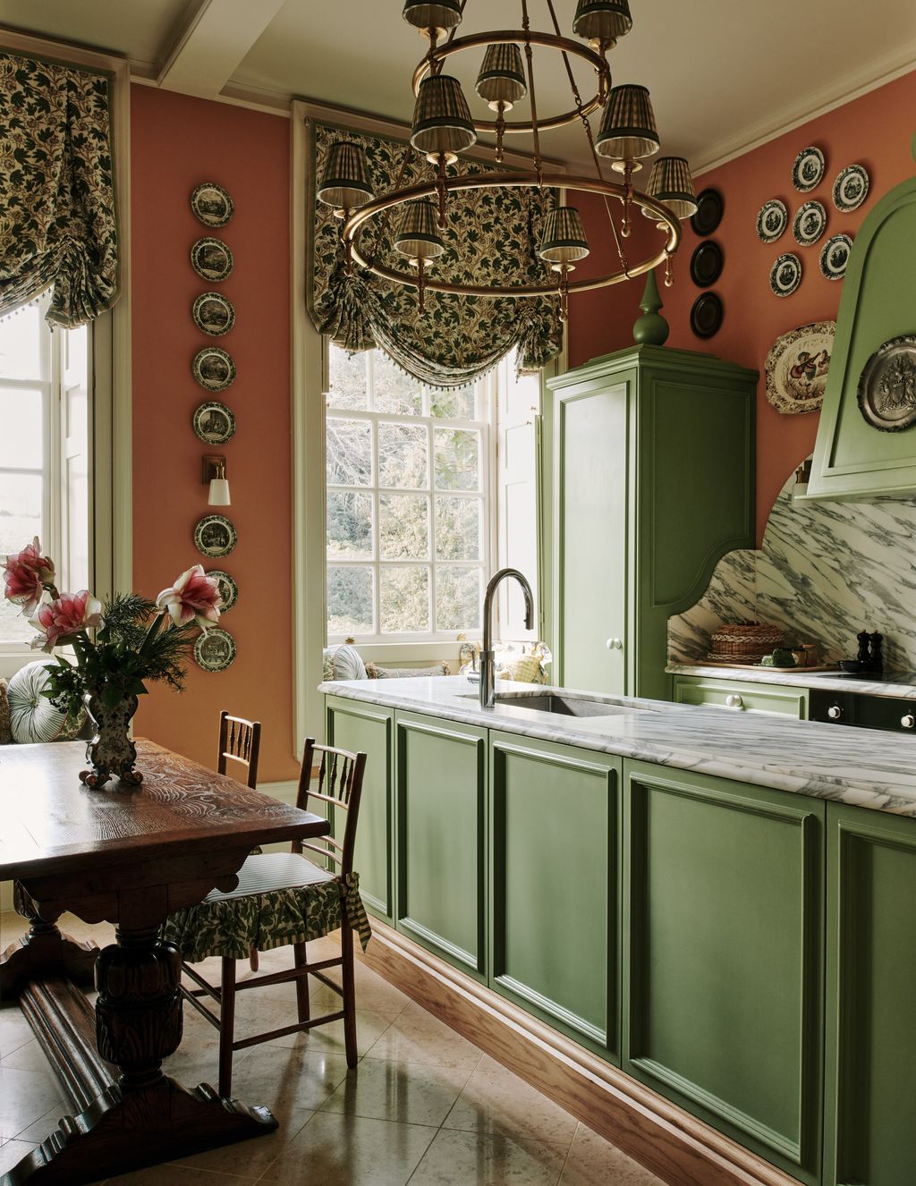 If you ever find yourself wondering what to do with a kitchen that has 3.7metre ceilings the answer it seems is to...