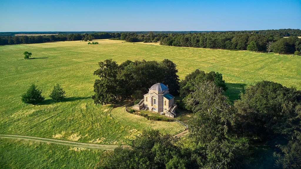 Designed by one of the 18th centurys most celebrated architectural geniuses William Kent The Temple is a lovely example...