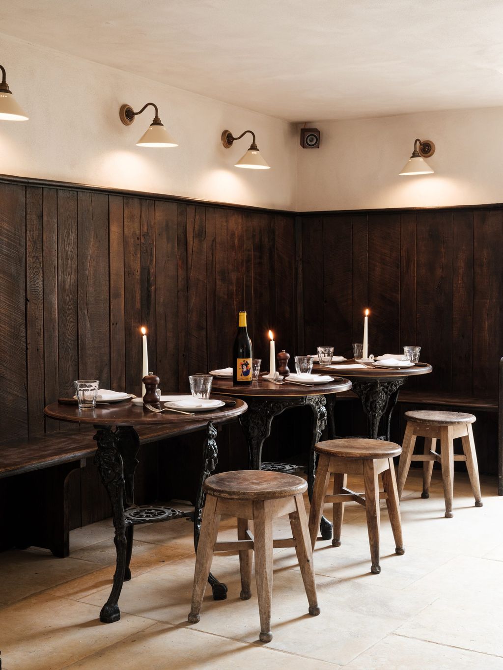 Visitors to the village of Charlbury are spoilt for choice when it comes to pubsThe Bull  is another standout...