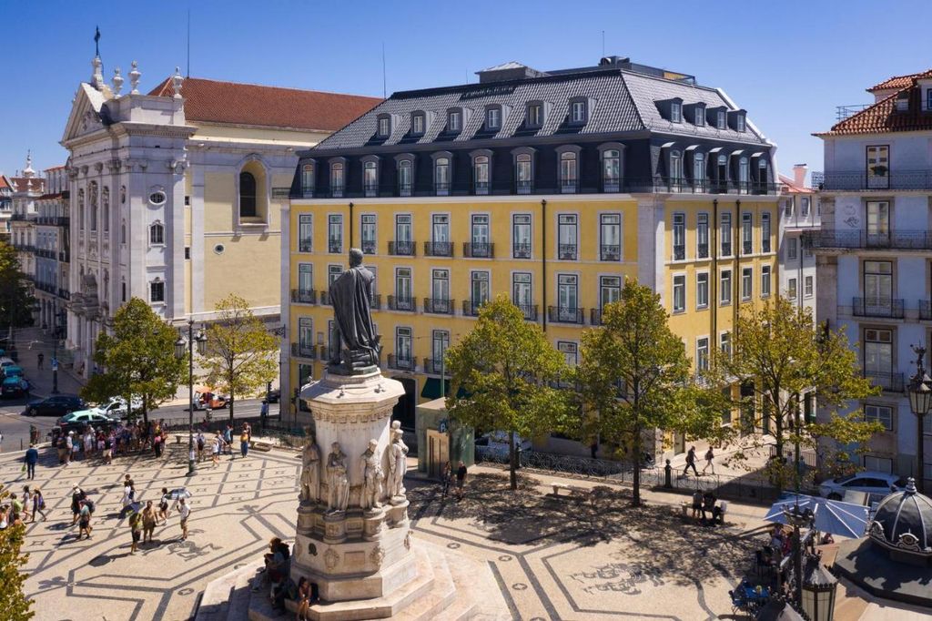 The grande dame of boutique hotels Bairro Alto faces one of Lisbons loveliest squares straddling chic Chiado with its...