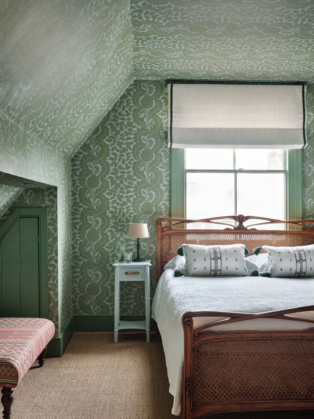 Image may contain Lamp Bed Furniture Home Decor Indoors Bedroom Room Interior Design and Dorm Room