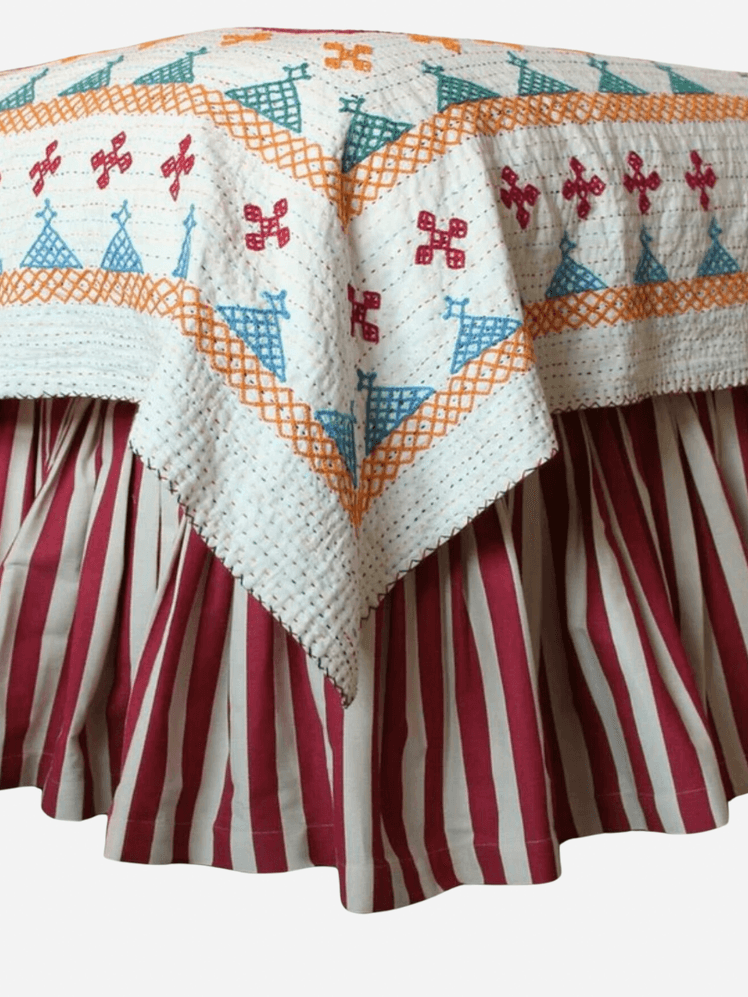 Image may contain: Tablecloth, Clothing, and Shirt