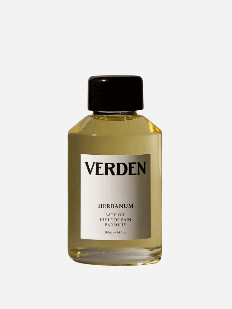 Image may contain: Bottle, and Aftershave