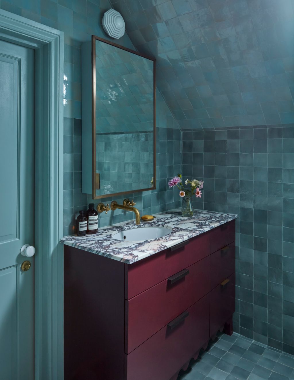 Image may contain Sink Sink Faucet Indoors and Interior Design